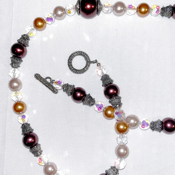 Jewelry Women's Necklace, Bracelet and Earrings Set - Picture 5 of 12